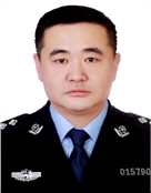 李新春
