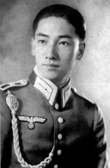 蒋纬国
