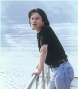 陈虻