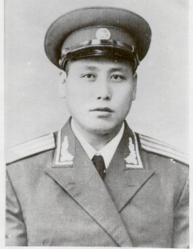 赵荣萱
