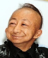 何平平