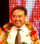 侯业富