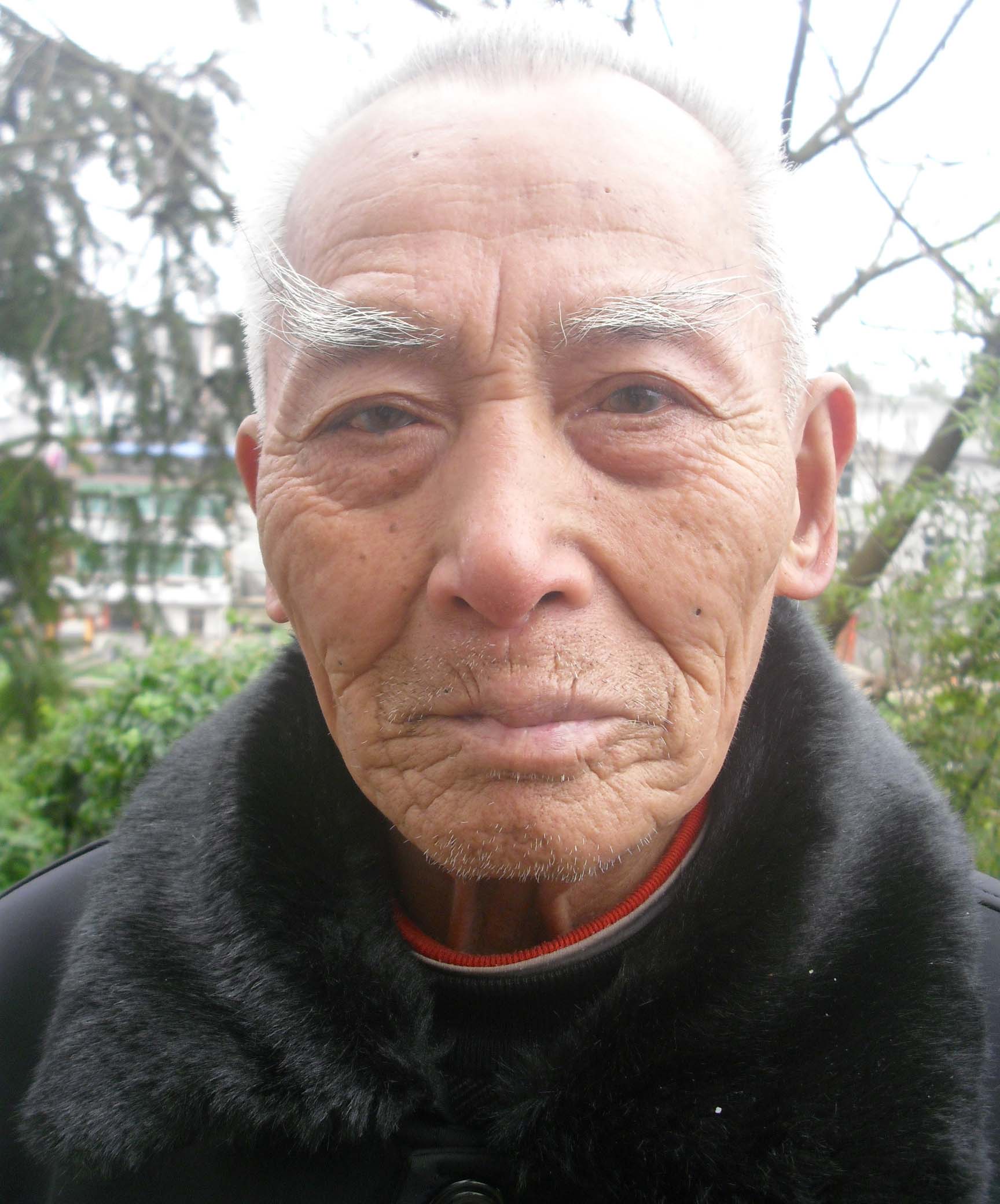 李友梅