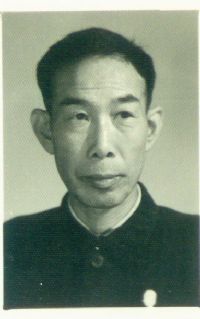 梁心明