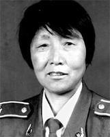 巨粉娥