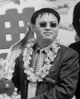 何跃