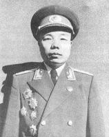 萧华