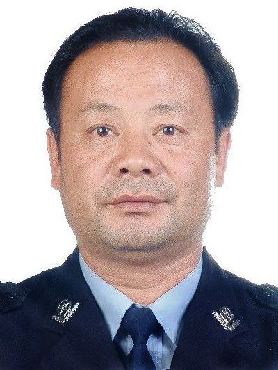 依布拉英.艾买提