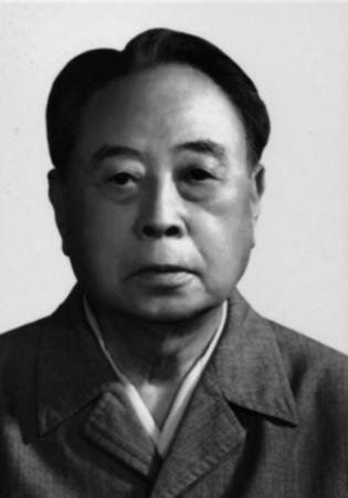 聂真