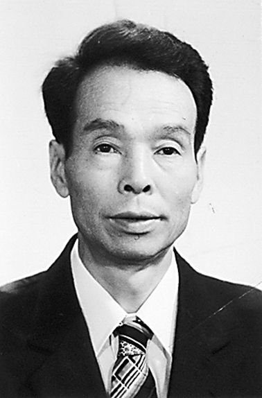 陈秉权