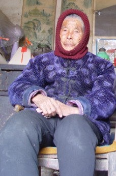 石宝华