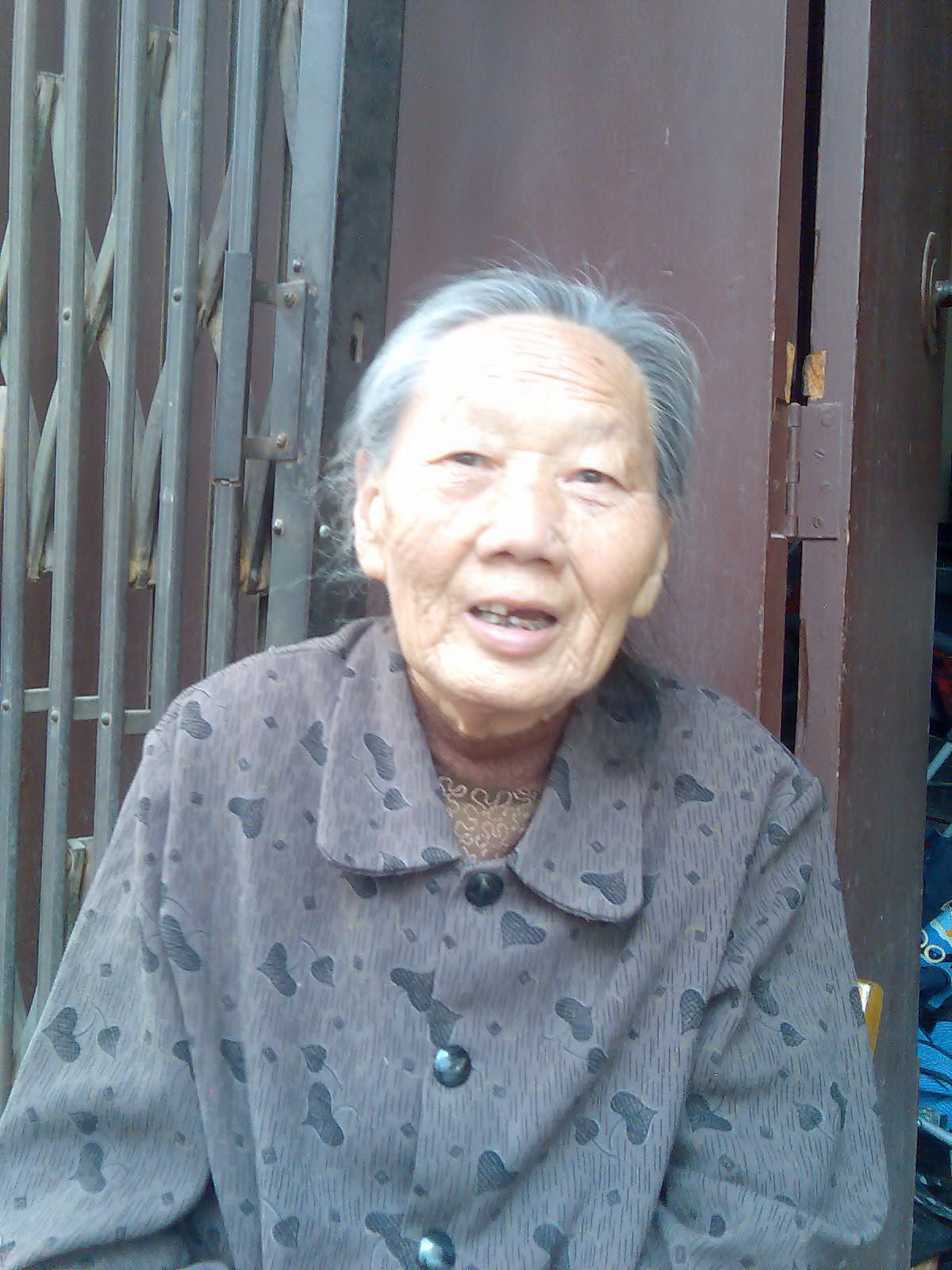 冯桃英