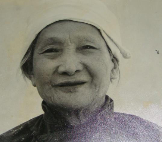 周柏梅