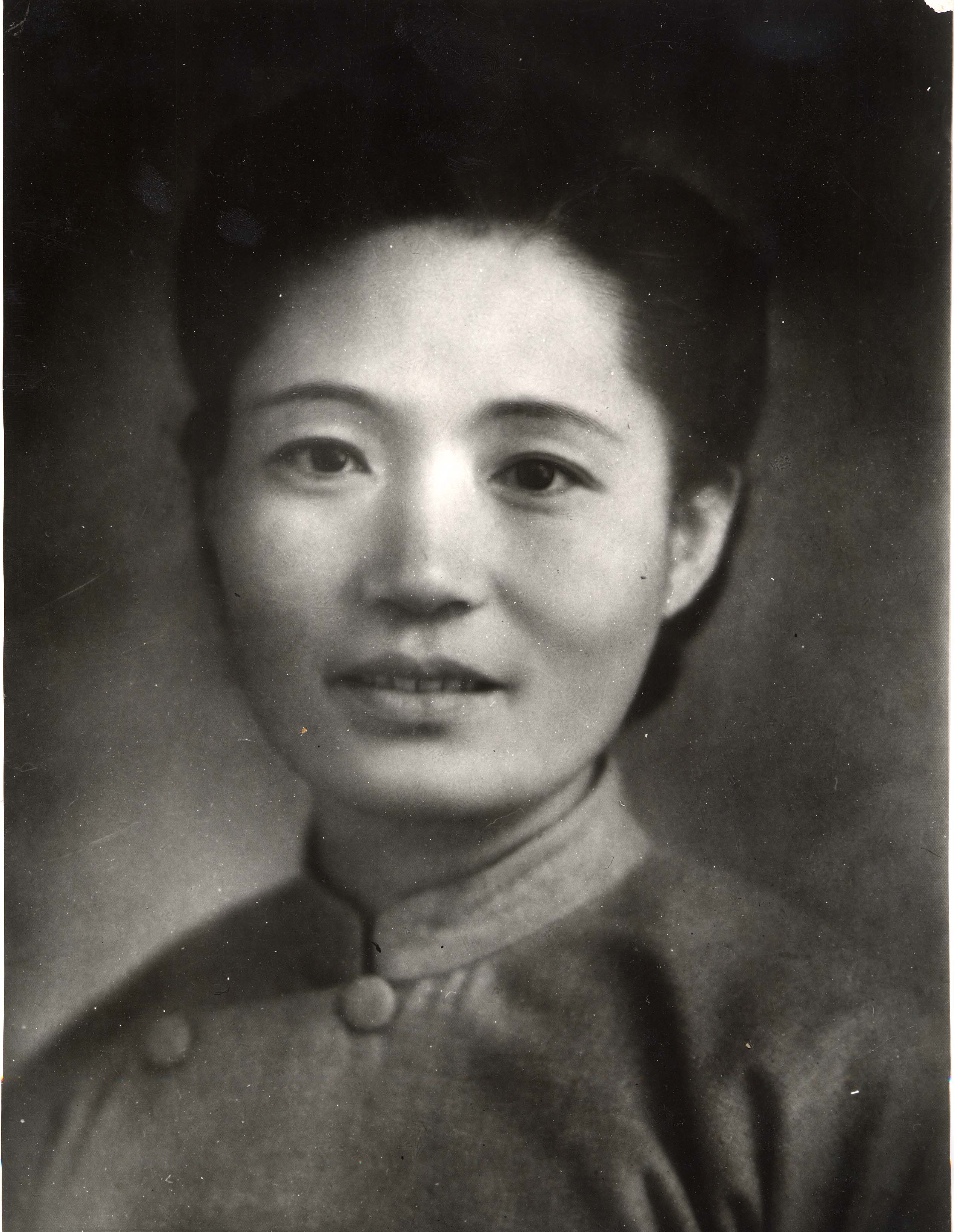 程倩君