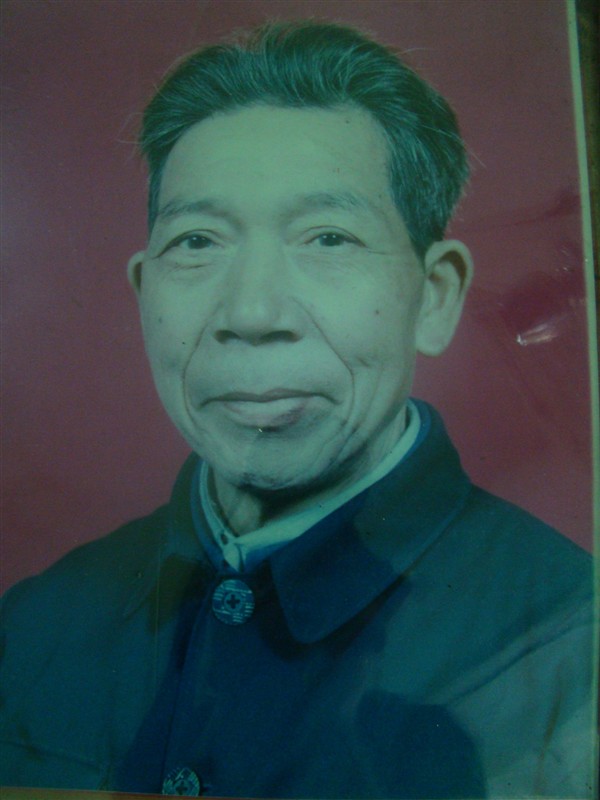 莫崇碧