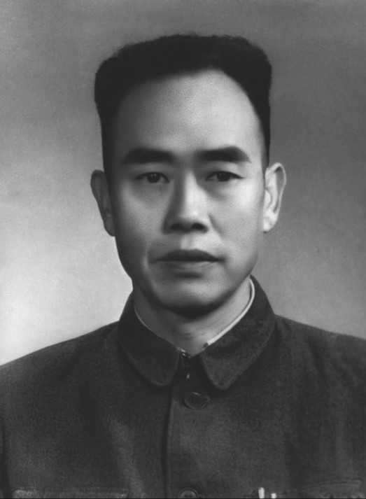 李维新