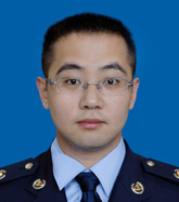 张磊